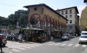 Piazza dei Ciompi and the Loggia del Pesce